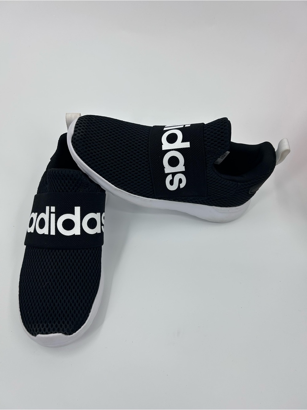 Adidas Kids Black Slip-On Athletic Shoes Youth Size 1